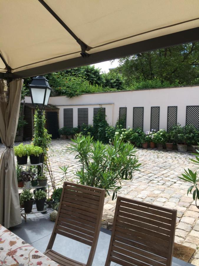 مبيت وإفطار شارتر Le Jardin Cathedrale المظهر الخارجي الصورة