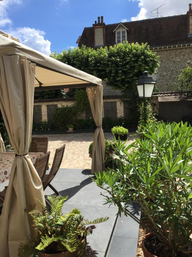 مبيت وإفطار شارتر Le Jardin Cathedrale المظهر الخارجي الصورة