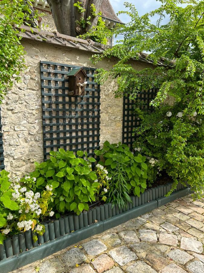 مبيت وإفطار شارتر Le Jardin Cathedrale المظهر الخارجي الصورة