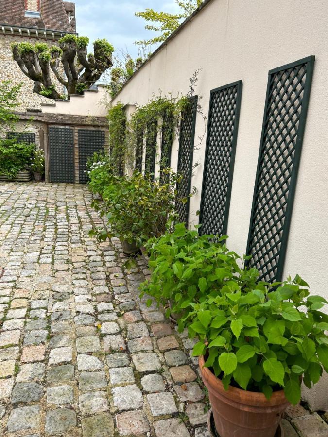 مبيت وإفطار شارتر Le Jardin Cathedrale المظهر الخارجي الصورة